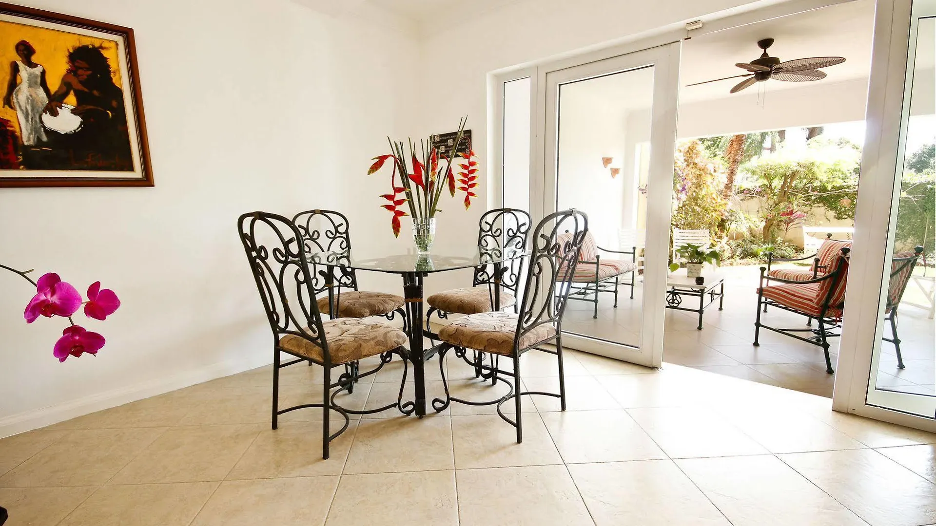Cattleya Luxury Suites Kingston