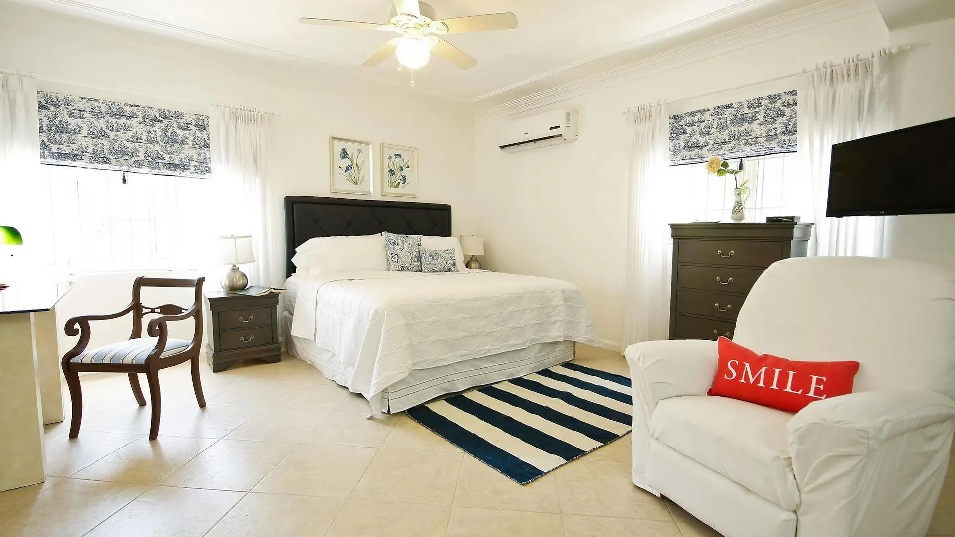 Cattleya Luxury Suites Kingston 3*,